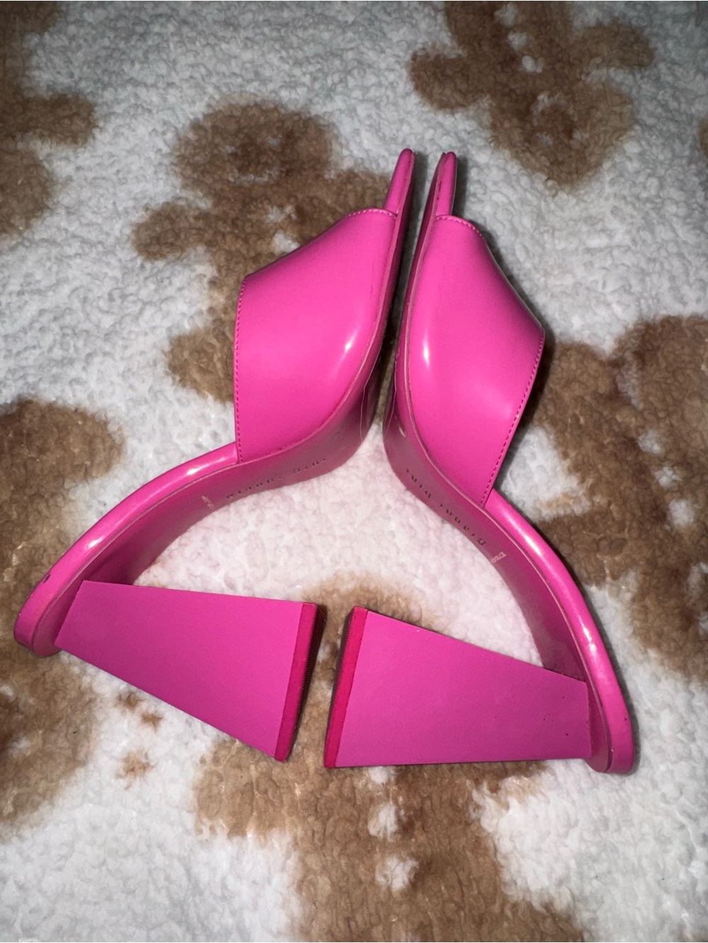 Gianni Bini Vibrant Pink Square-Toe Mule Heels - Picture 2 of 5